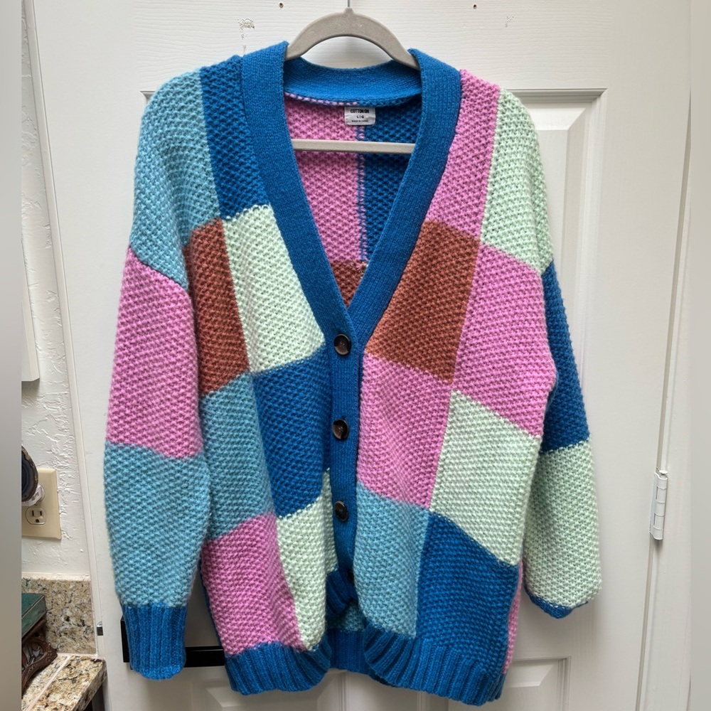 Color Block Cardigan